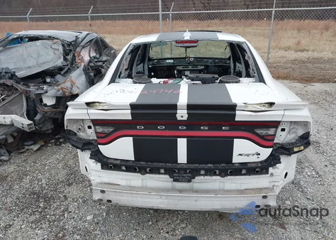 2017 Dodge Charger Srt Hellcat Rwd z USA, uszkodzony, nr VIN 2C3CDXL97HH636821